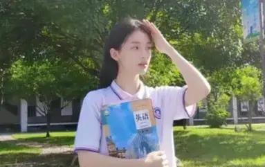 吃瓜娱乐八卦网红是谁,吃瓜娱乐八卦网红背后的故事  第2张